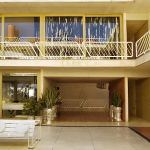 5* Hotel Basico